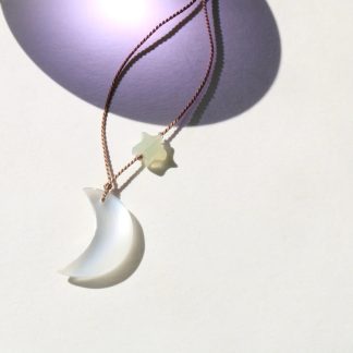 Collier Croissant de Lune en Pierre de Lune et Etoile